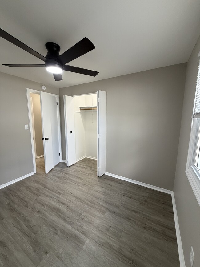 Building Photo - 2504 Campbell Dr