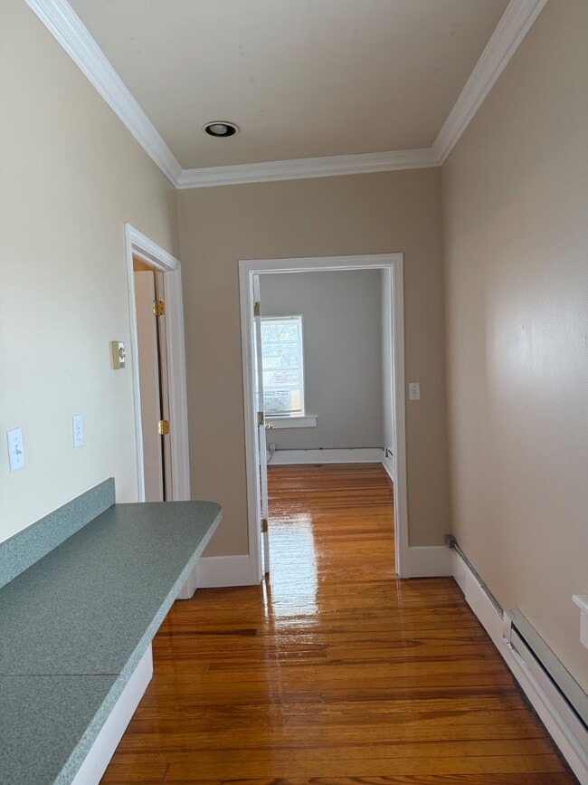 Building Photo - 341 N Lafayette St