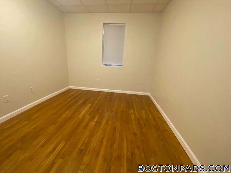 Building Photo - 22 High St