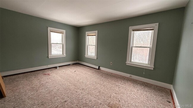 Building Photo - 19 Bloomingburg Rd