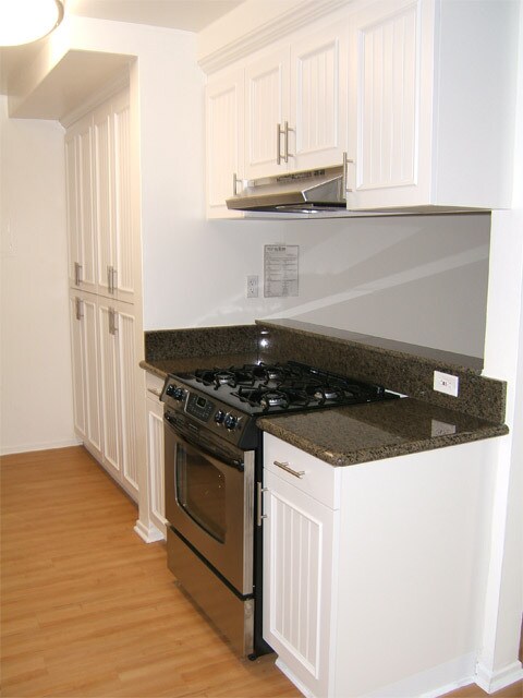 Interior Photo - 1706 Brockton Ave