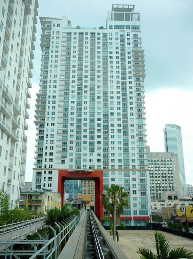 Building Photo - 133 NE 2nd Ave