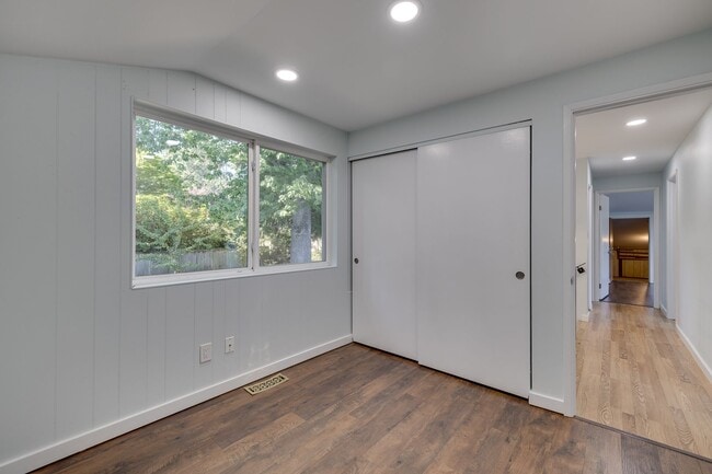 Building Photo - Updated Two-Story Home in Sought-After Loc...