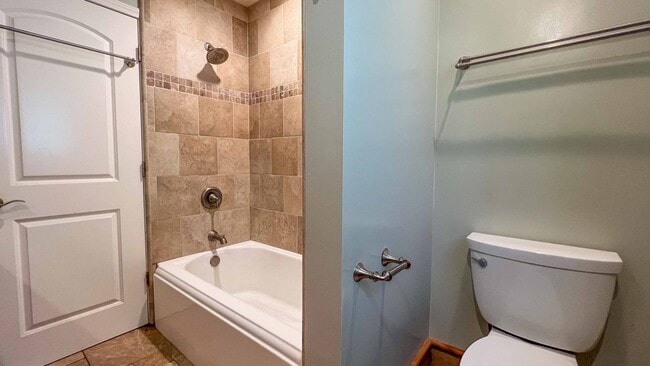 Building Photo - 3 Bdrm Detached Haome Available In Sought After La Mesa Neighborhood