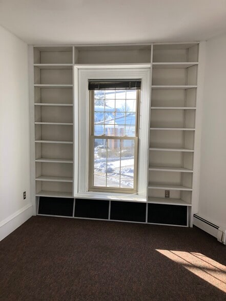 Building Photo - 61 Exchange St