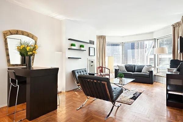Building Photo - 301 W 57th St