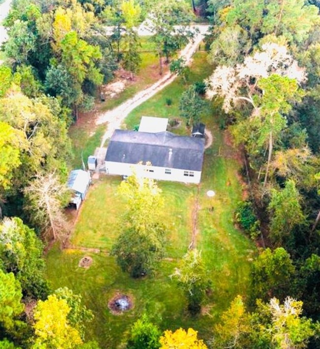 Building Photo - 317 Co Rd 3892E