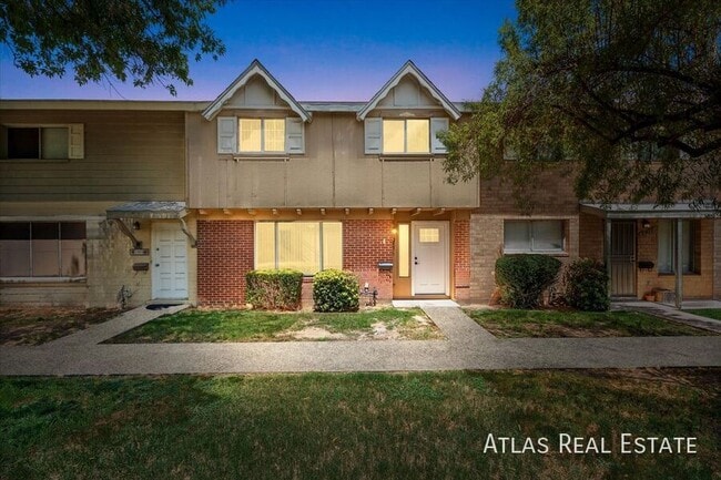 Building Photo - 3807 S Mill Ave