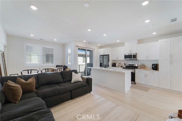Building Photo - 3640 S Allston Paseo