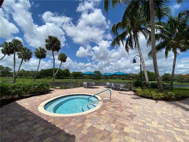 Building Photo - 8203 NW 128th Ln