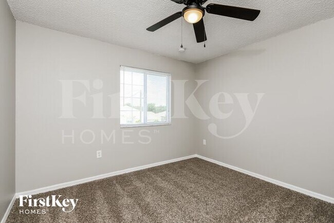 Building Photo - 2358 Rock Dr