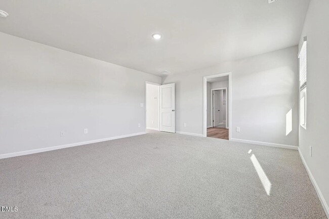 Building Photo - 528 Bridger Dr