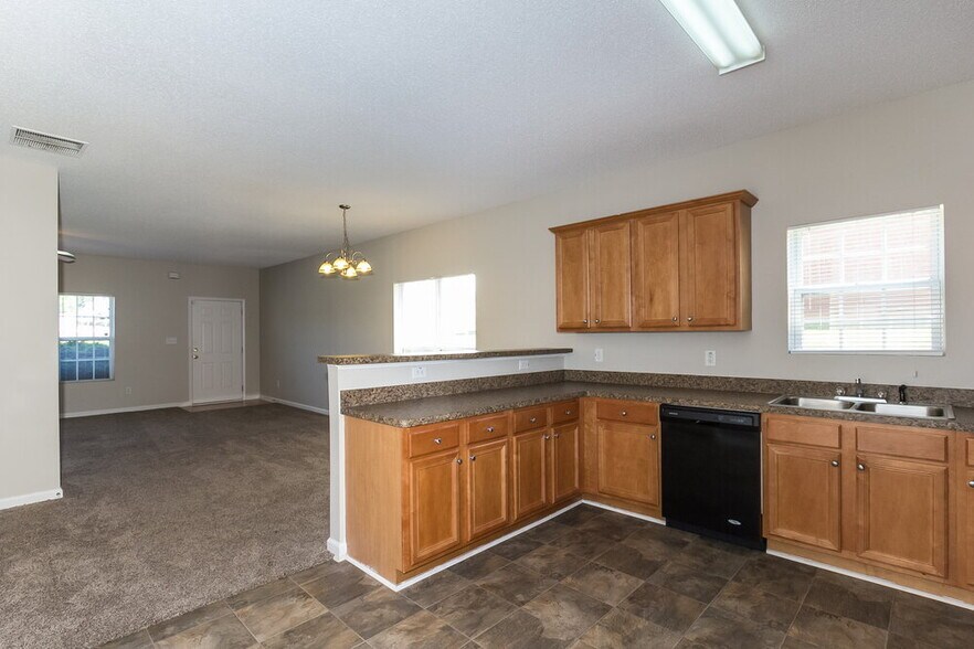 Building Photo - 4511 Heritage Pkwy