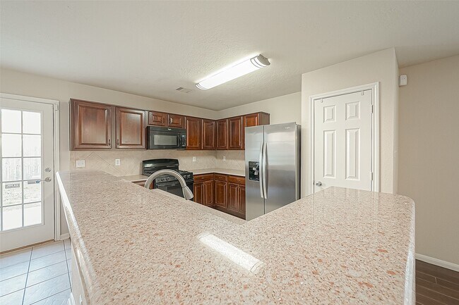 Building Photo - 7814 Crestbrook Manor Ln