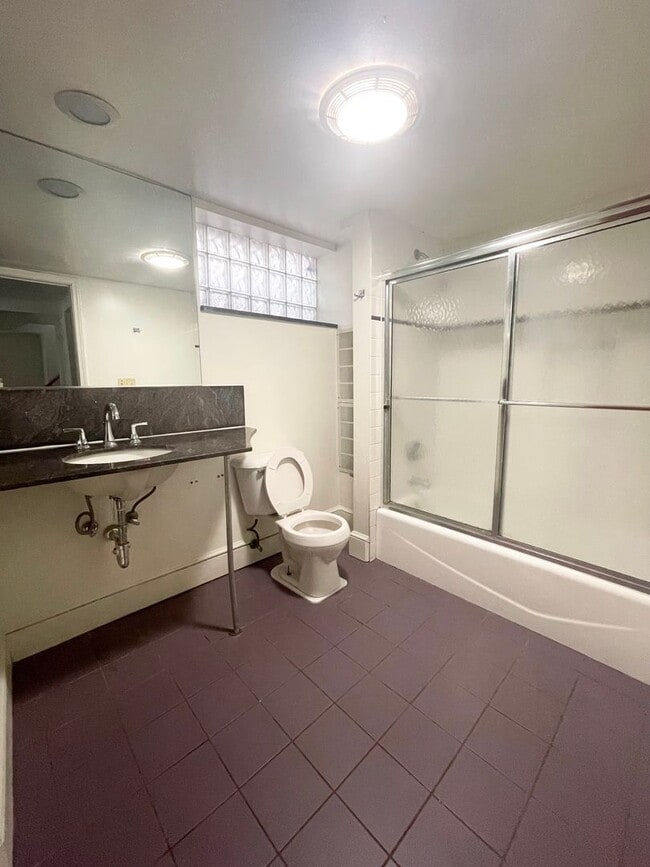 Building Photo - Waitlist Available: Unit Reserved