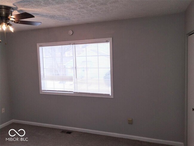 Building Photo - 7434 Melanie Ln