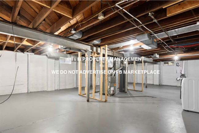 Building Photo - 4019 W 62nd Terrace