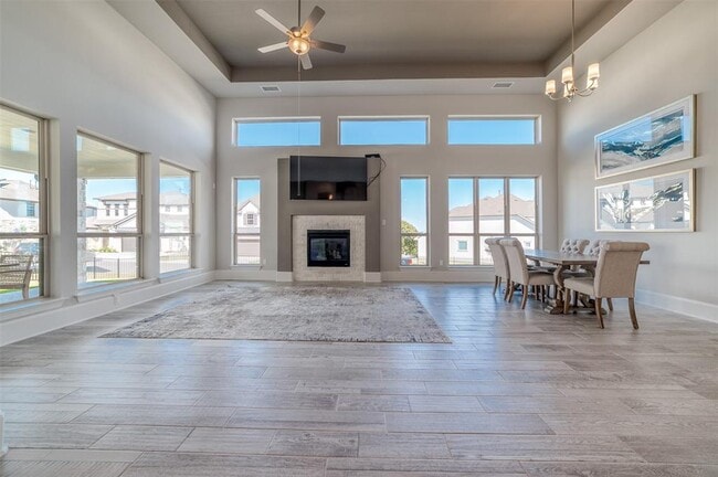 Building Photo - 19500 Summit Glory Trl