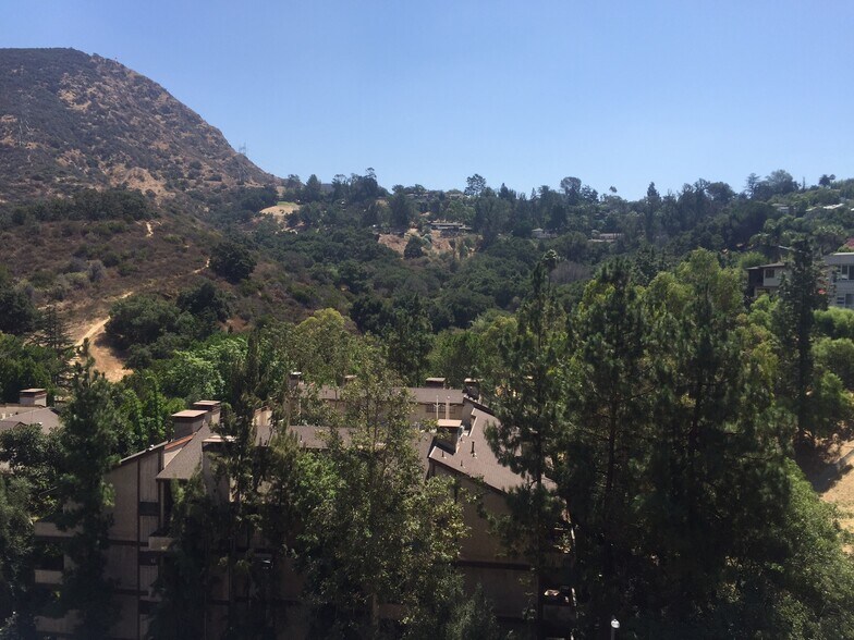 Building Photo - 3462 Floyd Ter