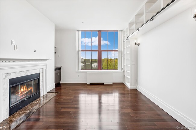 Building Photo - 1 Scarsdale Rd