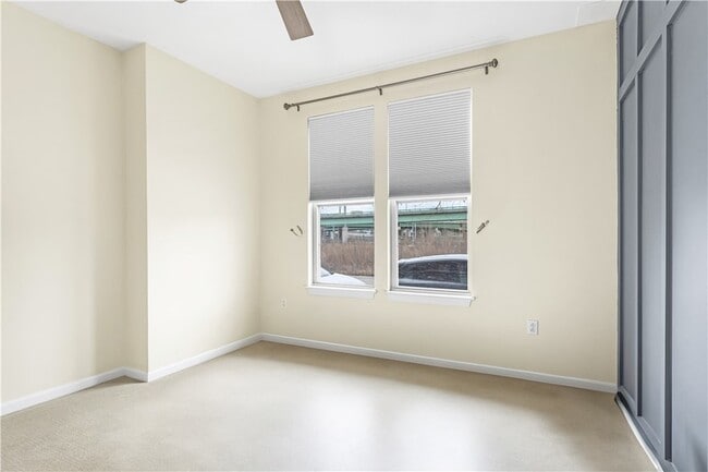 Building Photo - 1000 Providence Pl