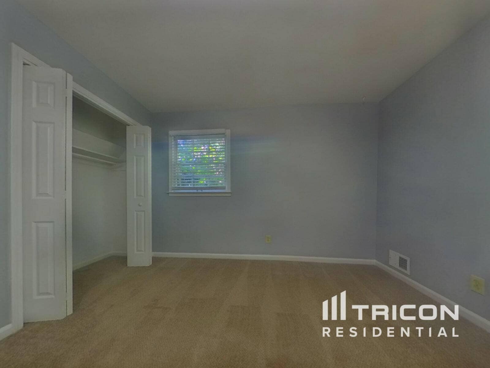 Building Photo - 490 Rocky Creek Dr