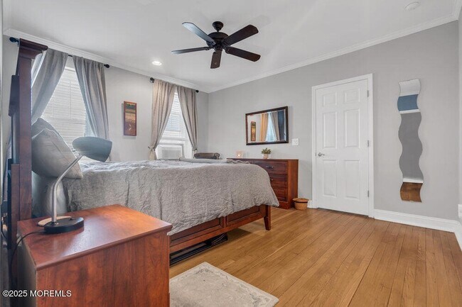 Building Photo - 500 Deal Lake Dr