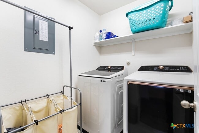 Building Photo - 12207 Beryl Knl