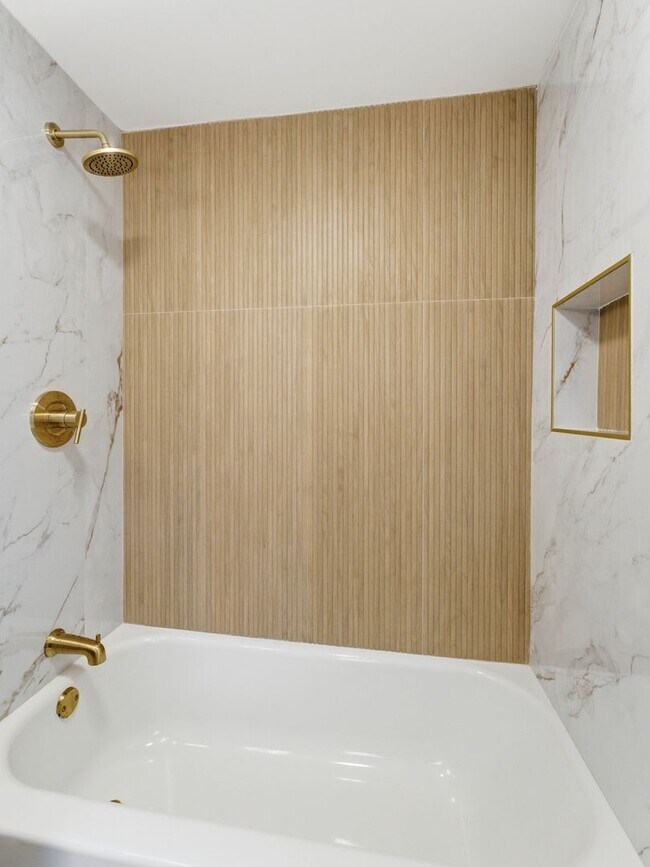 Building Photo - Newly Renovated Pennsauken Rental with Sunroom-Style Back Room, Glass Wall & Basement