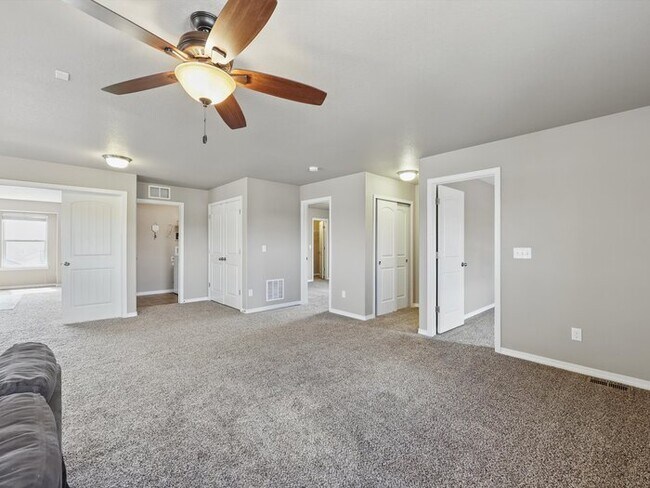 Building Photo - 8308 Needle Drop Ct