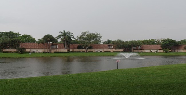 Building Photo - 539 Green Springs Pl