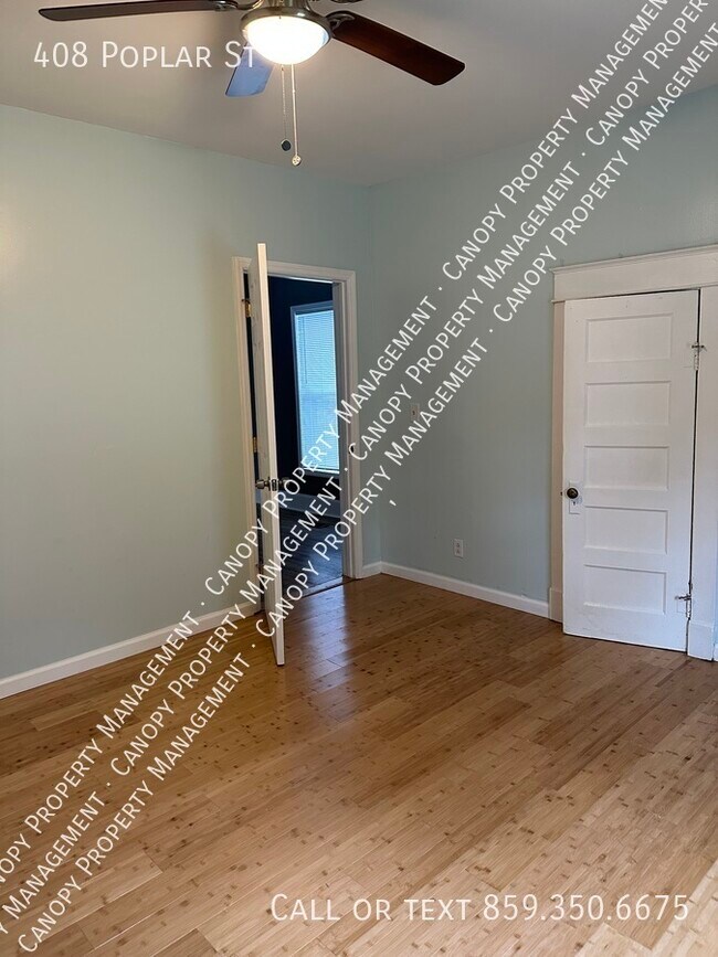 Building Photo - 408 Poplar St