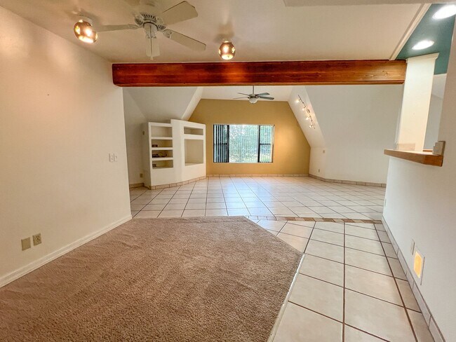 Building Photo - HOUSE  - CORNVILLE / PAGE SPRINGS RD