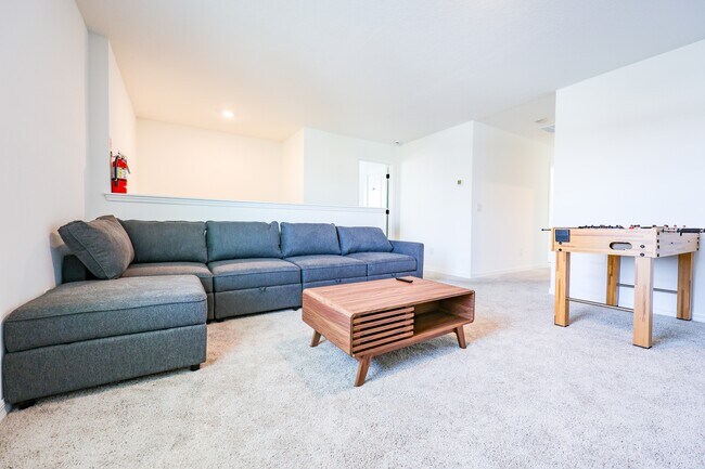 Building Photo - 2318 Lancashire St