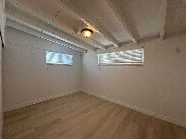 Building Photo - 30201 San Diego Dr