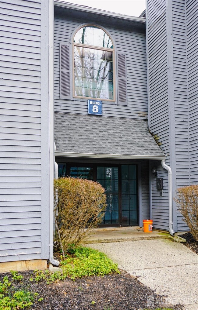 Primary Photo - 809 Woodhaven Dr