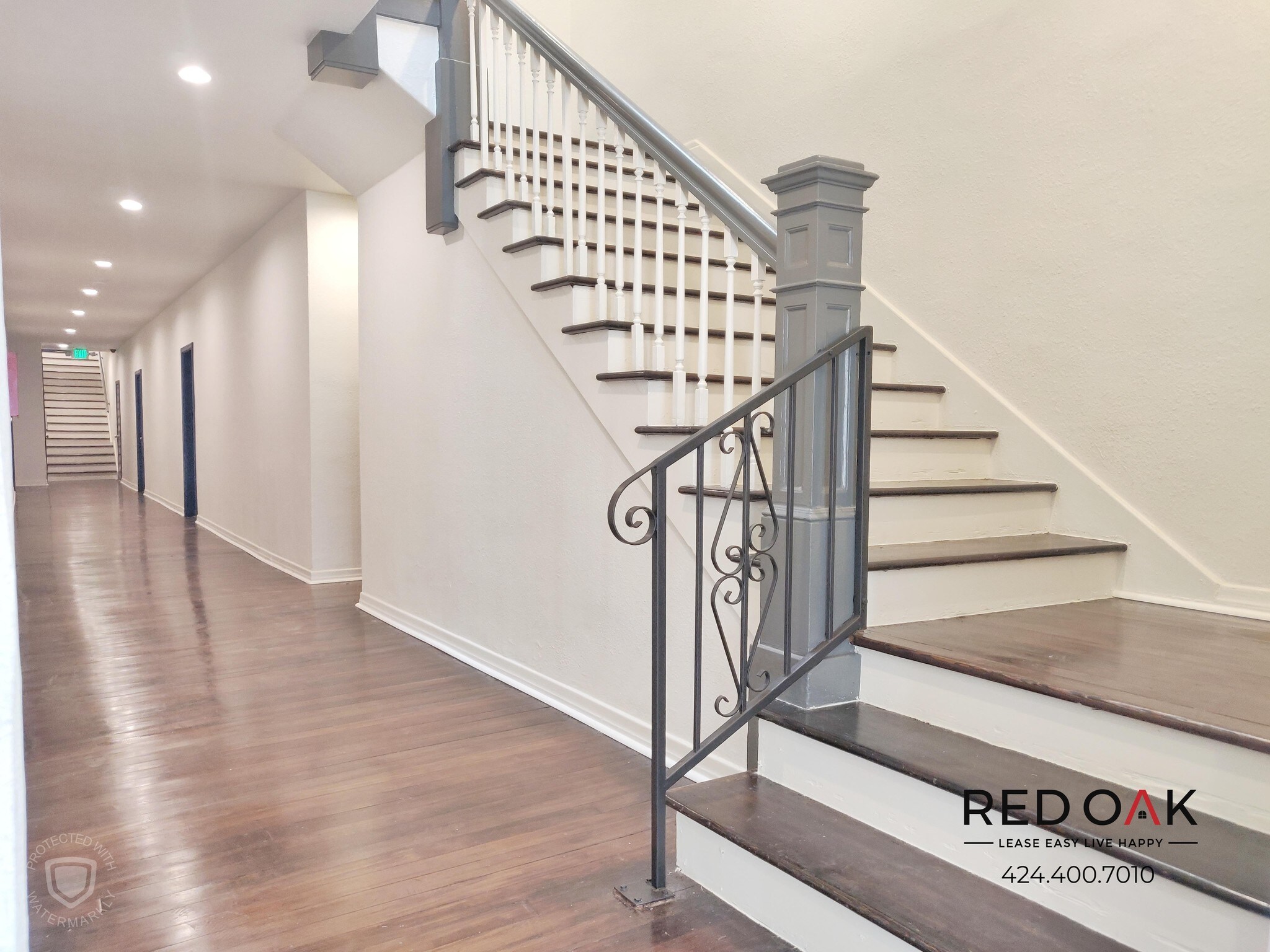 Building Photo - 1818 Whitley Ave