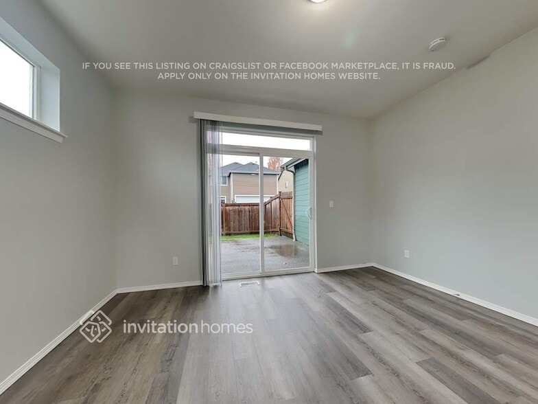 Building Photo - 301 Hawk Ave SW