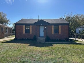 Building Photo - 314 E Ercoupe Dr