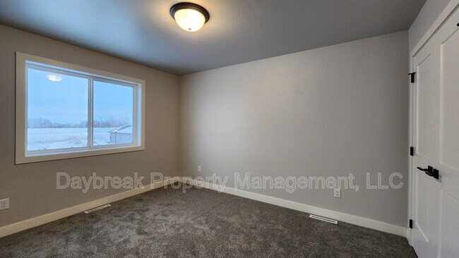 Building Photo - 6728 66th Ave S