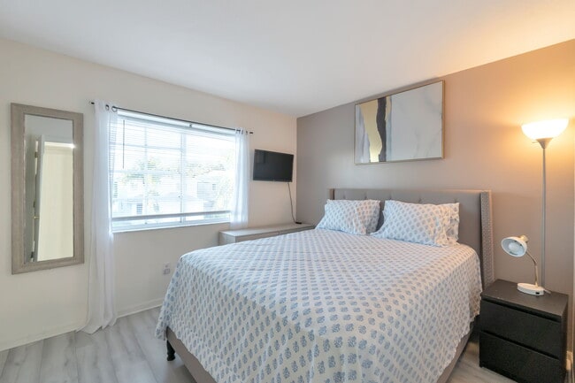 Building Photo - 12949 Fennway Ridge Dr