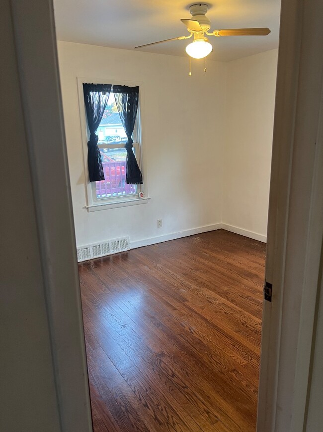 Building Photo - 19 Bennett Rd