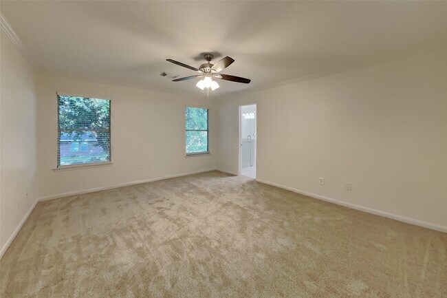 Building Photo - 32334 Summer Park Ln