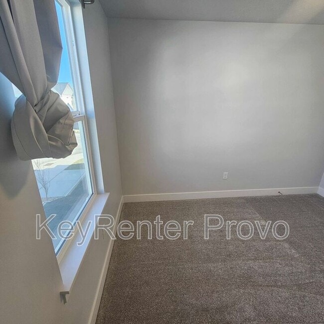 Building Photo - 1297 Dawes Wy