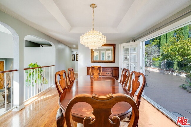 Building Photo - 3860 Cazador St