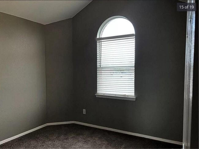 Building Photo - 4504 Loma Linda Cir
