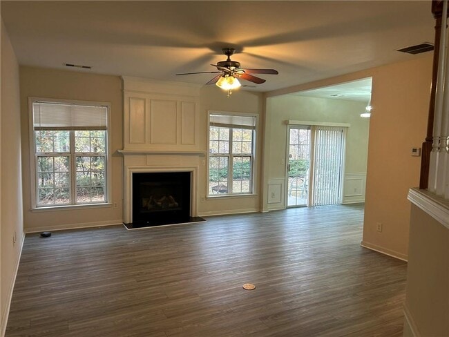 Building Photo - 2063 Hailston Dr NW