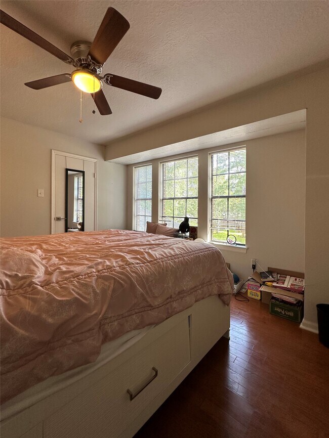 Building Photo - 63 S Stony Bridge Cir