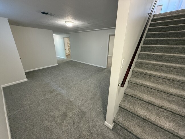 Building Photo - 3201 7th Ave S