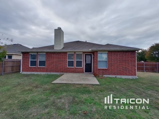 Building Photo - 2000 Natchez Dr